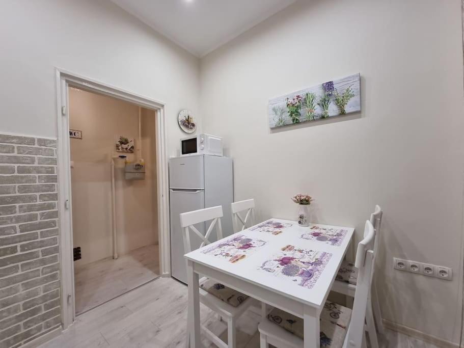 Vintage Apartman In City Center Мишкольц Экстерьер фото